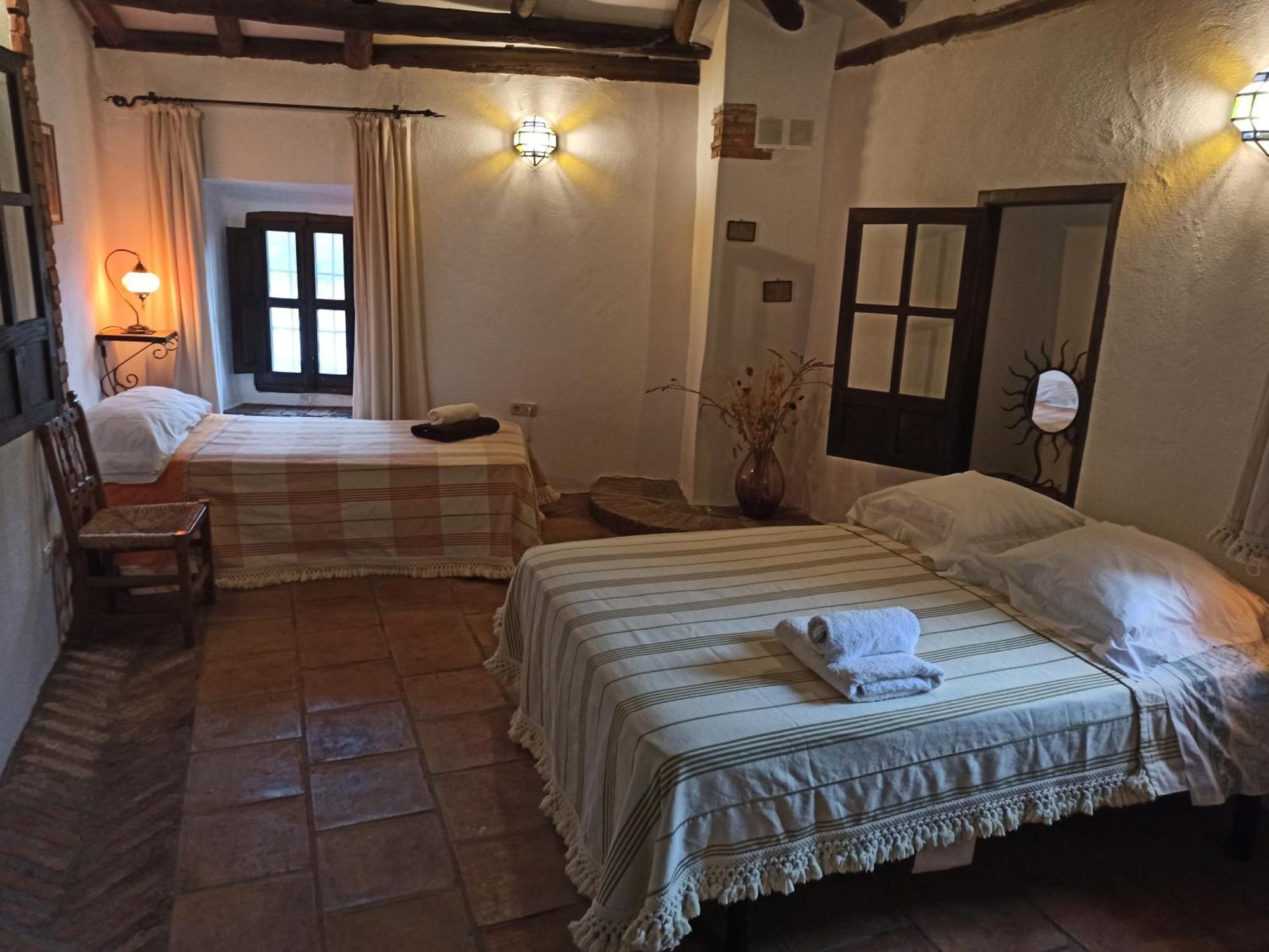 Hotel Rural Alqueria De Los Lentos Nigüelas Rum bild
