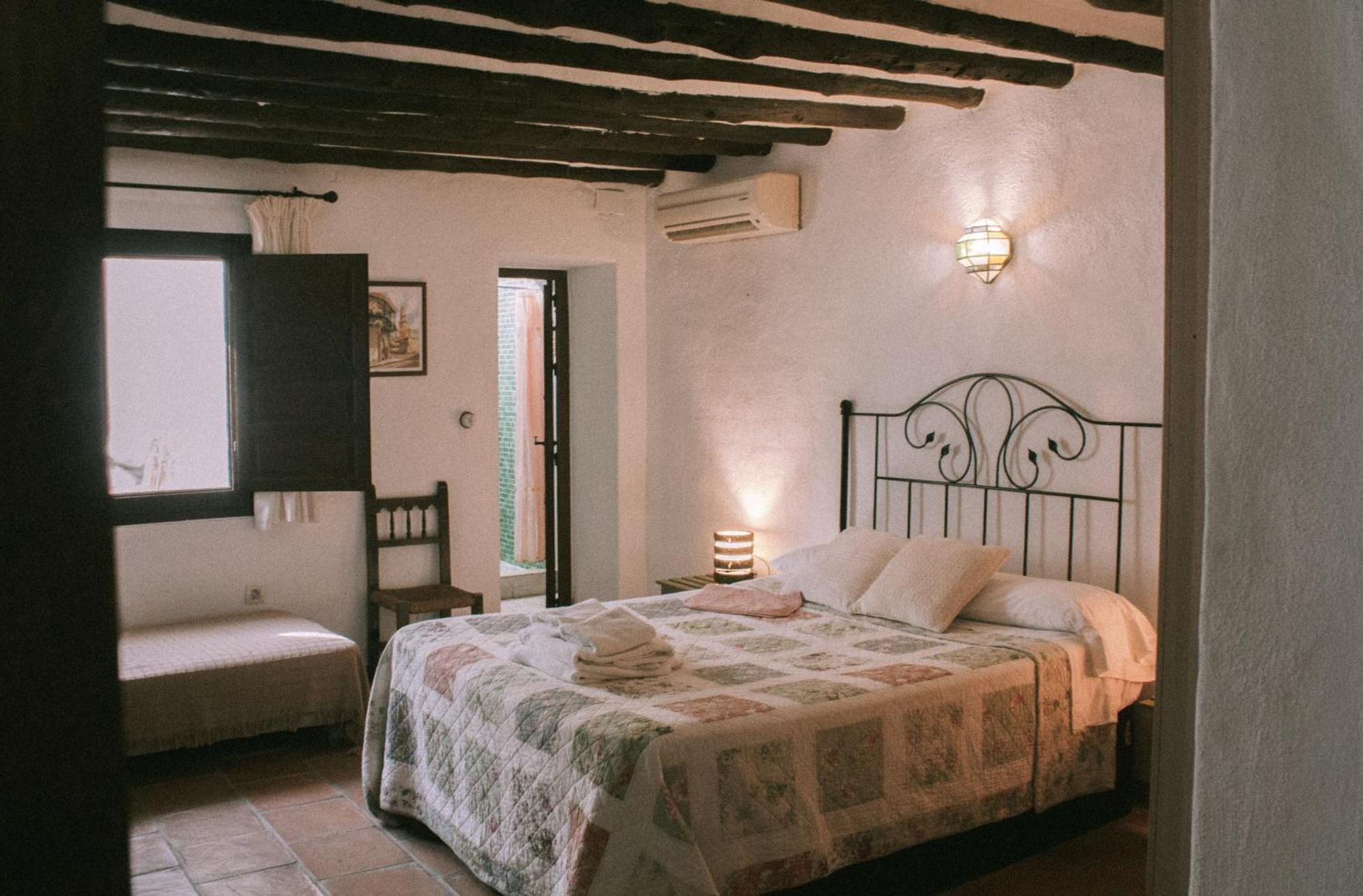 Hotel Rural Alqueria De Los Lentos Nigüelas Rum bild